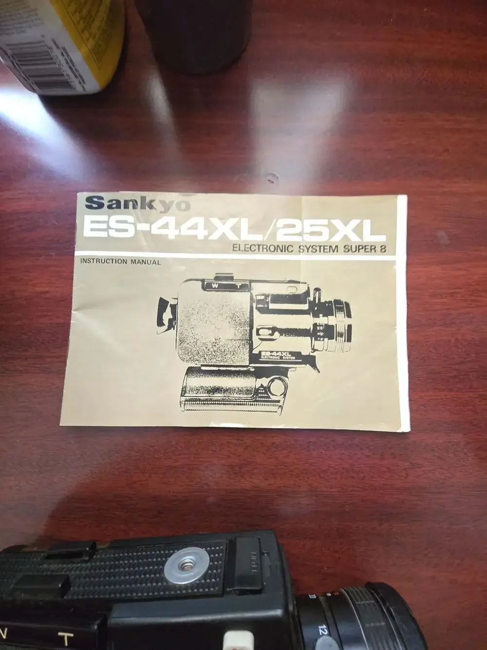 Sankyo ES-44XL Super 8 Cine Film Camera Motor and zoom working